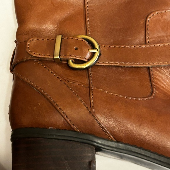 Bandolino Brown Leather Heeled Zipper Riding Boots with Buckle Size 7.5 - Picture 4 of 16